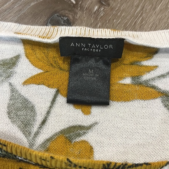 Fun cotton sweeter great for work - Picture 3 of 5